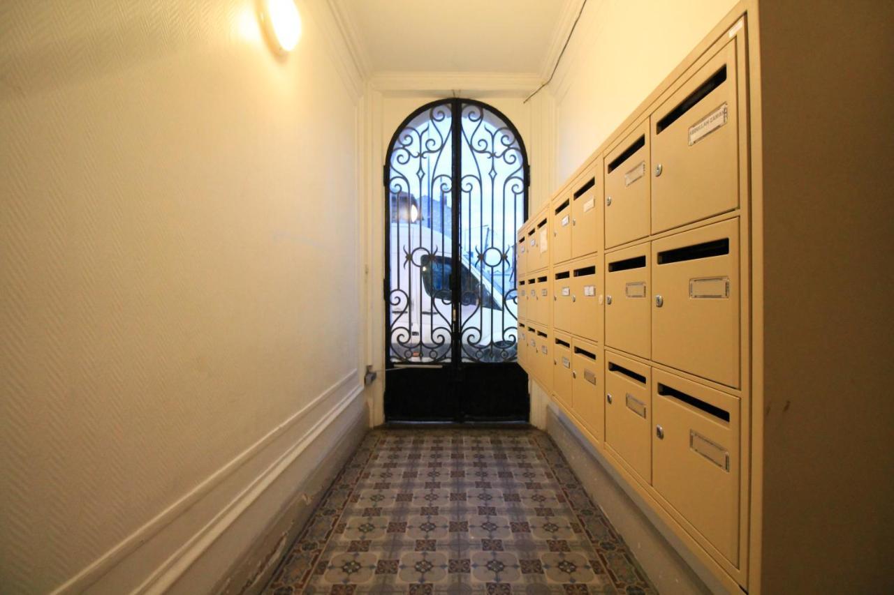 Disponible - Appartement Entier - 10Mn Rer B Aeroport Cdg - Paris Gare Du Nord, T11 Express, Le Bourget, Tout Equipe, Netflix Gratuit, 3 Personnes, 4Eme Etage, Escaliers, Parc Des Expositions, Parking Rue Gratuit Apres 19H Drancy Bagian luar foto